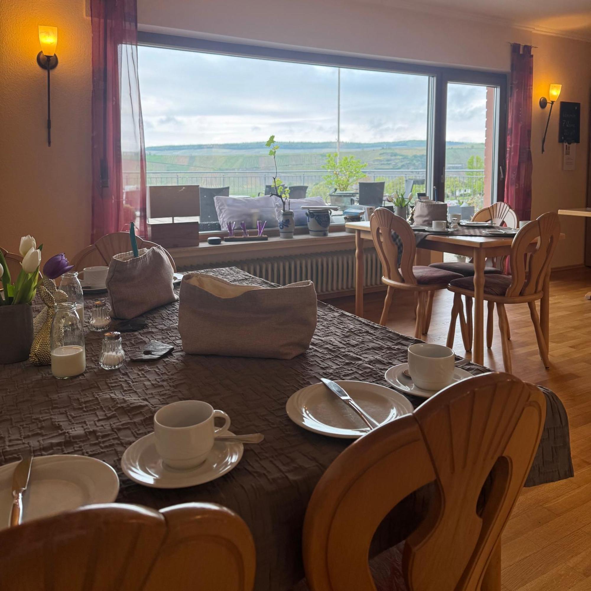 Bed and Breakfast Weingut Tiliahof Браунеберґ Екстер'єр фото